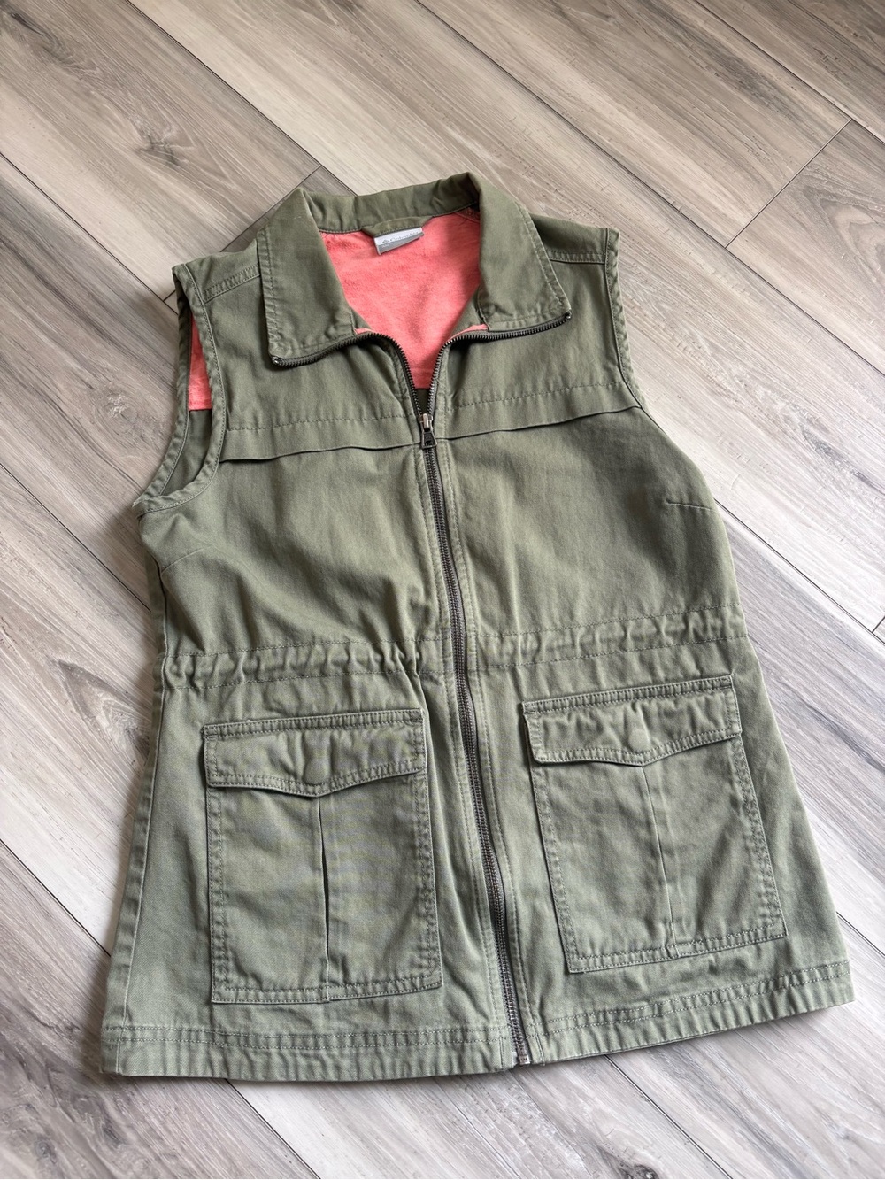 Columbia | Women’s Olive / Army Green Utility Cargo Zip Vest | SZ Small
